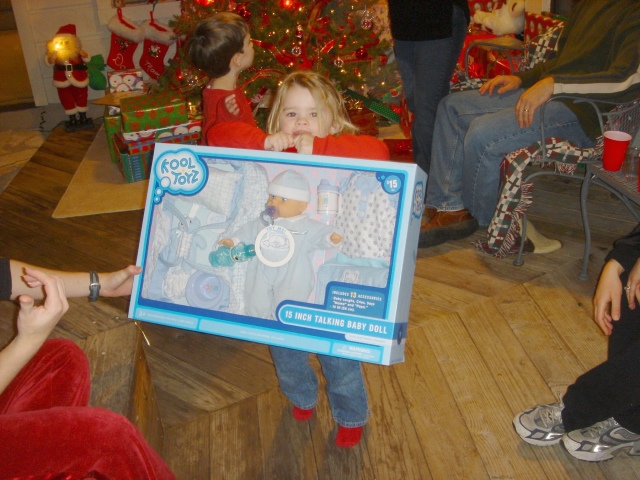 Hildebrand Christmas ScreenSaver/640x480_2004-12-24-26 Christmas Eve J&J.jpg